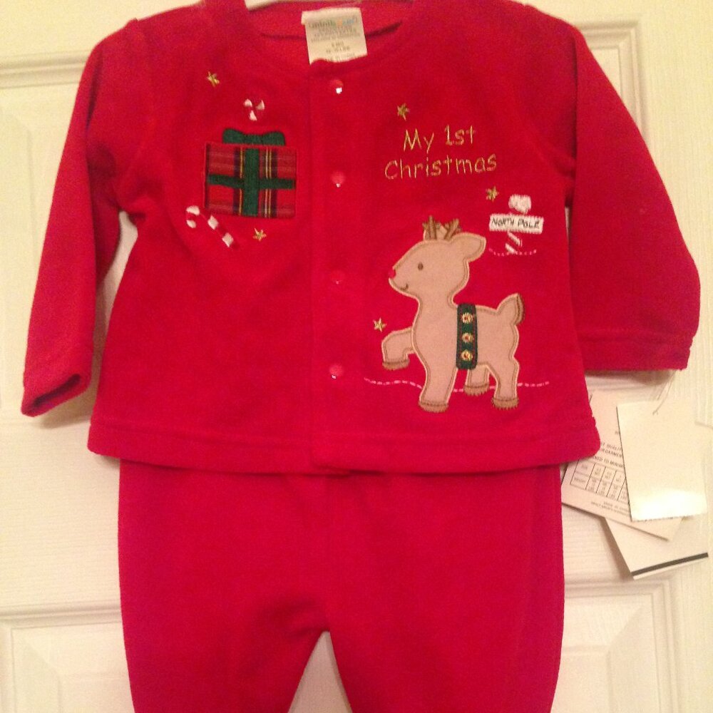 Christmas My 1st infants size 6 months new 80% cotton 20% polyester minibasix